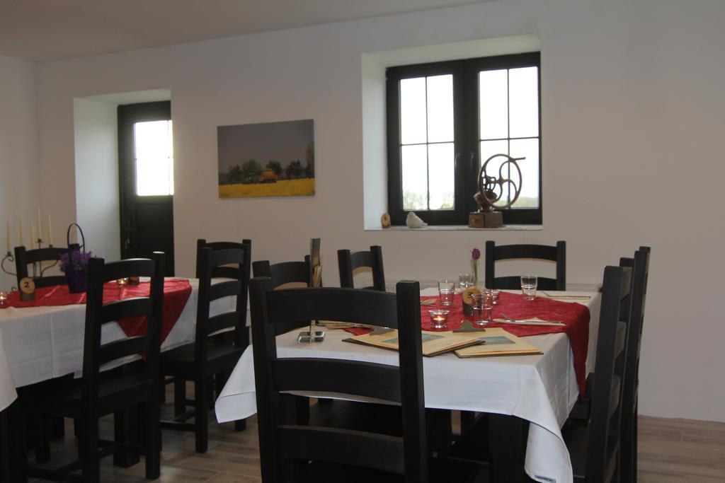 Radler'S Hof Hotel Letschin Bagian luar foto