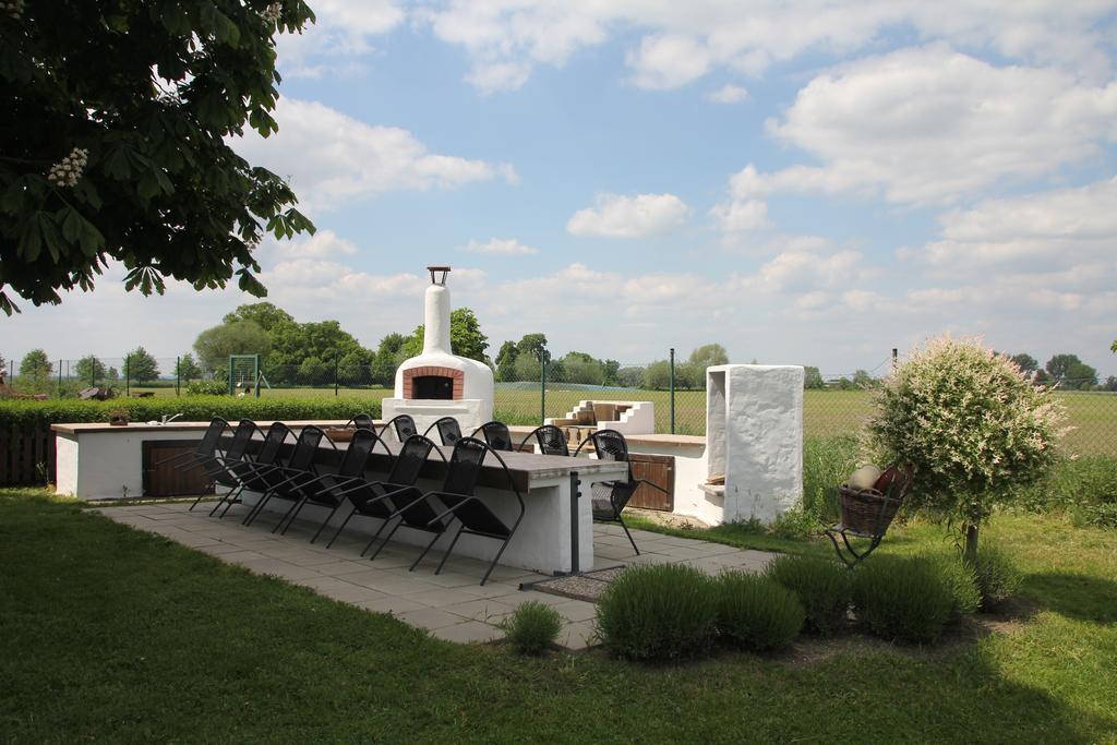 Radler'S Hof Hotel Letschin Bagian luar foto