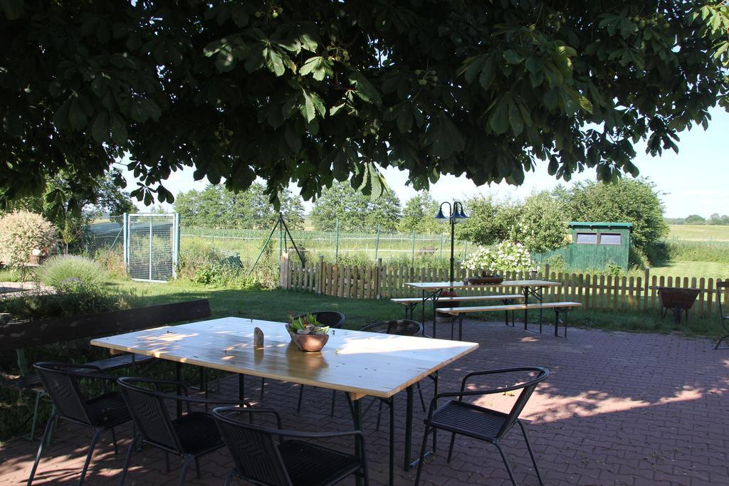 Radler'S Hof Hotel Letschin Bagian luar foto
